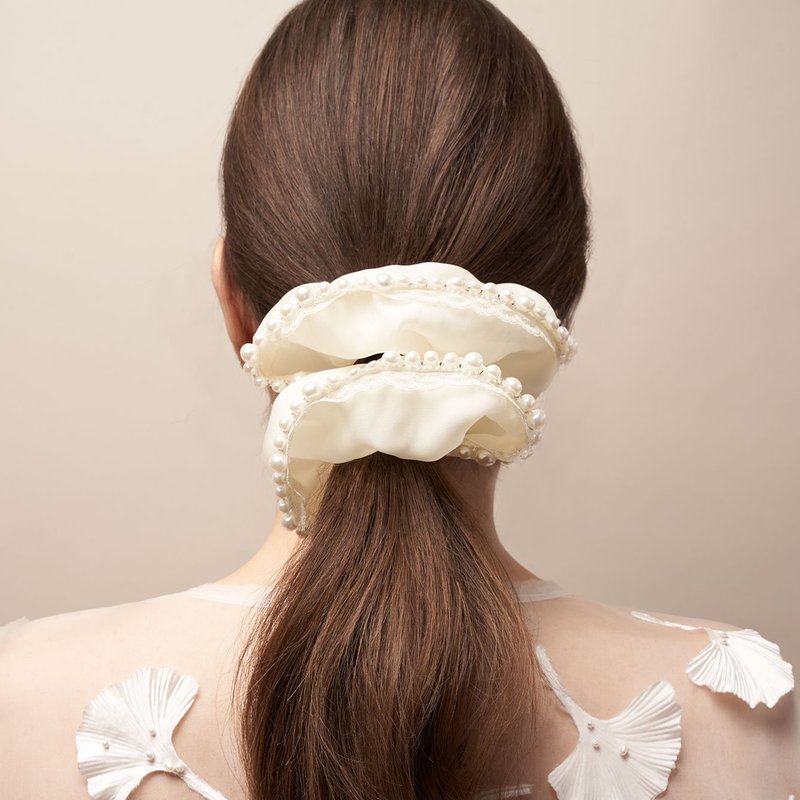 Mle Ever After Scrunchie In White