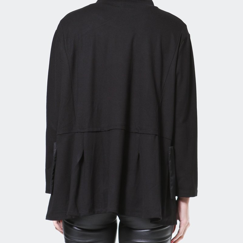 Shop Madonna & Co 2 Pocket Knit Tunic In Black