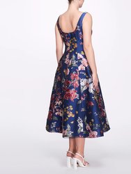 Sleeveless Floral Fils Coupe Tea-length Gown