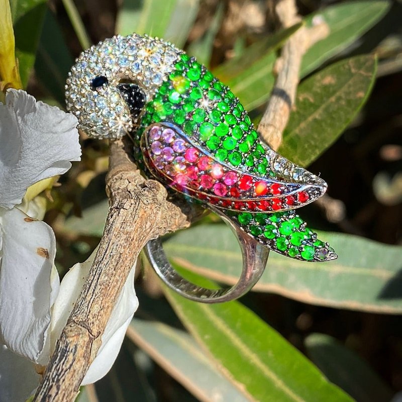 Meghan Fabulous Tropical Parrot Ring In Green