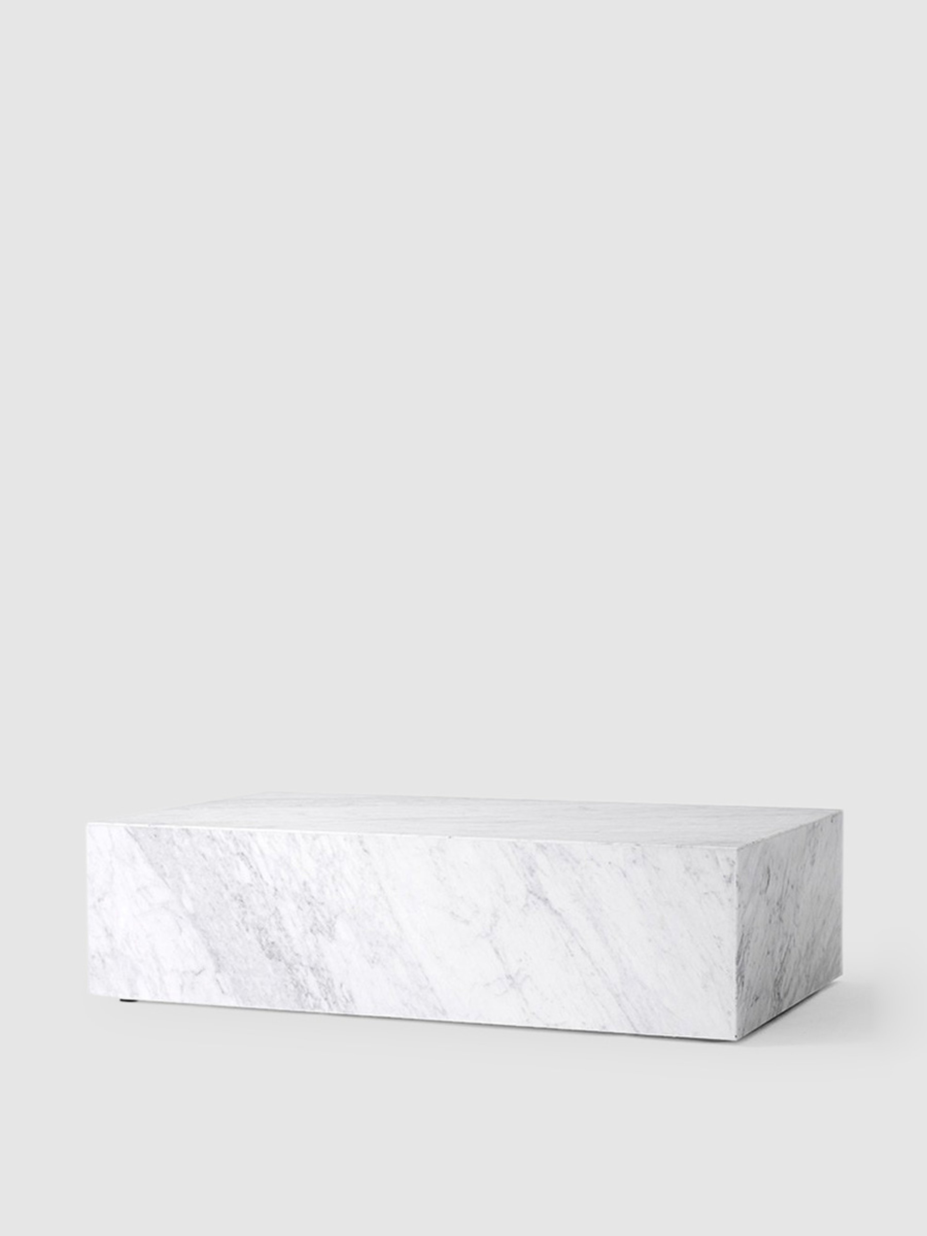 Menu Marble Plinth In White