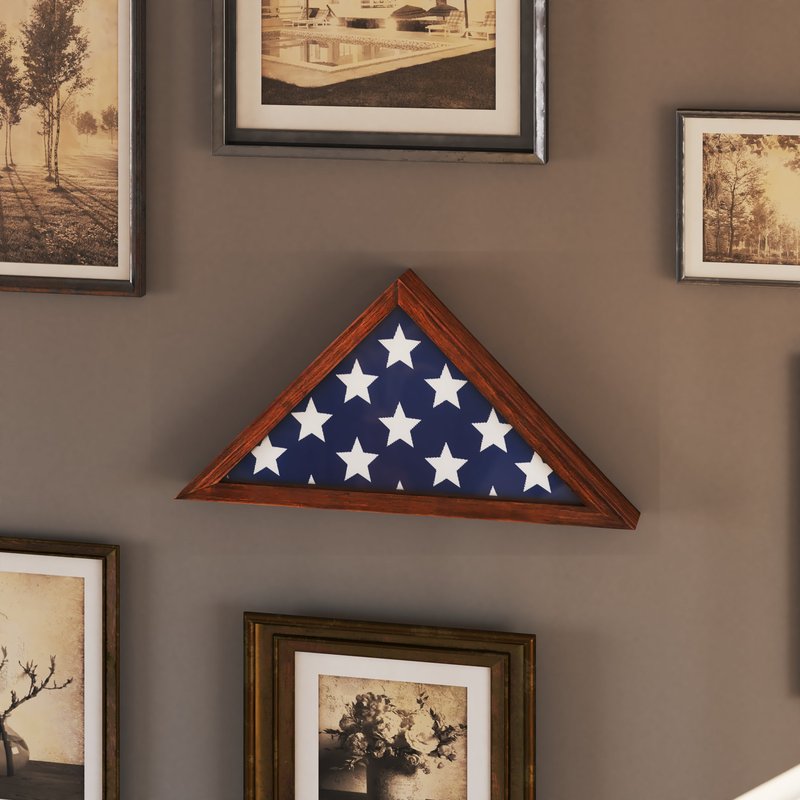 Merrick Lane Sabore Rustic Brown Solid Wood Military Memorial Flag Display Case For 9.5' X 5' American Veteran Fl