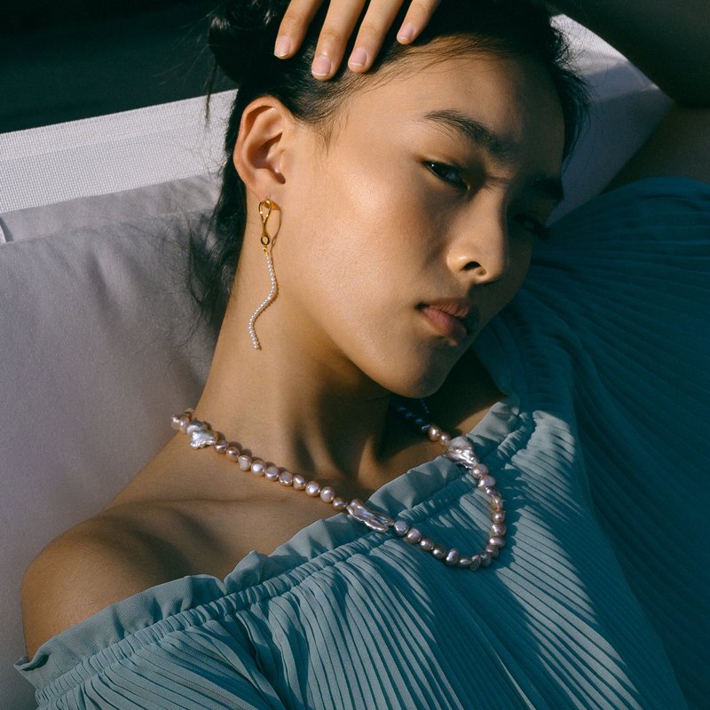 Ming Yu Wang Galleria Necklace In Grey