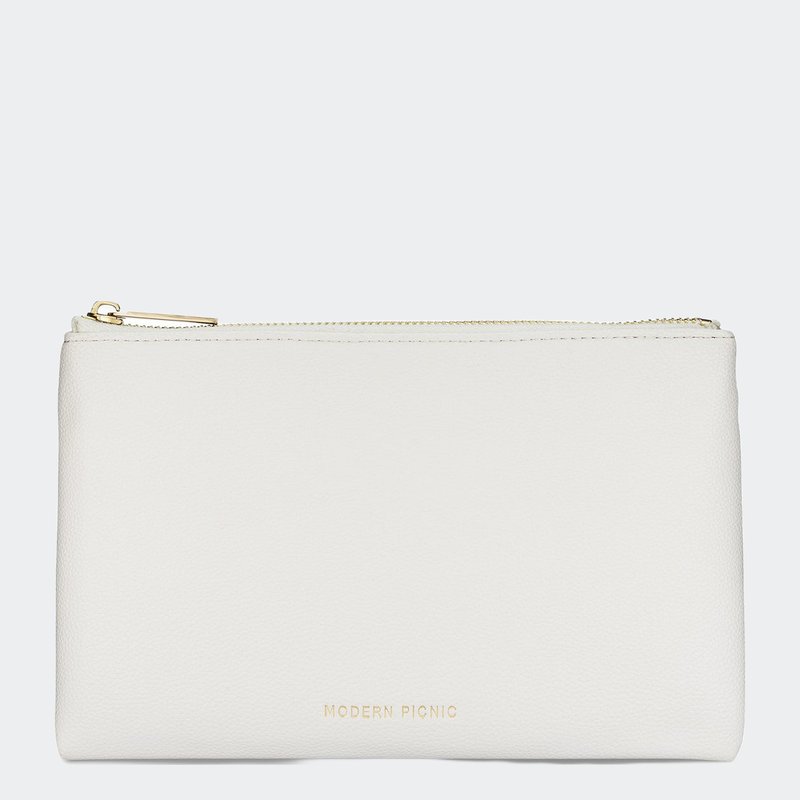 Modern Picnic The Snacker Pouch In White