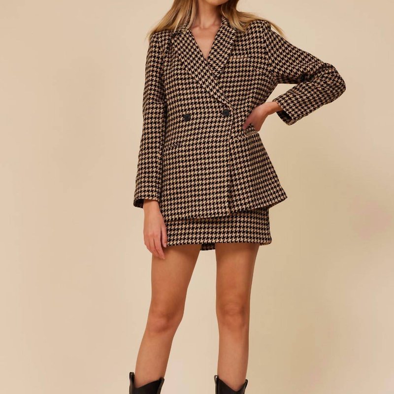 Shop Moodie Houndstooth Mini Skirt In Beige And Black