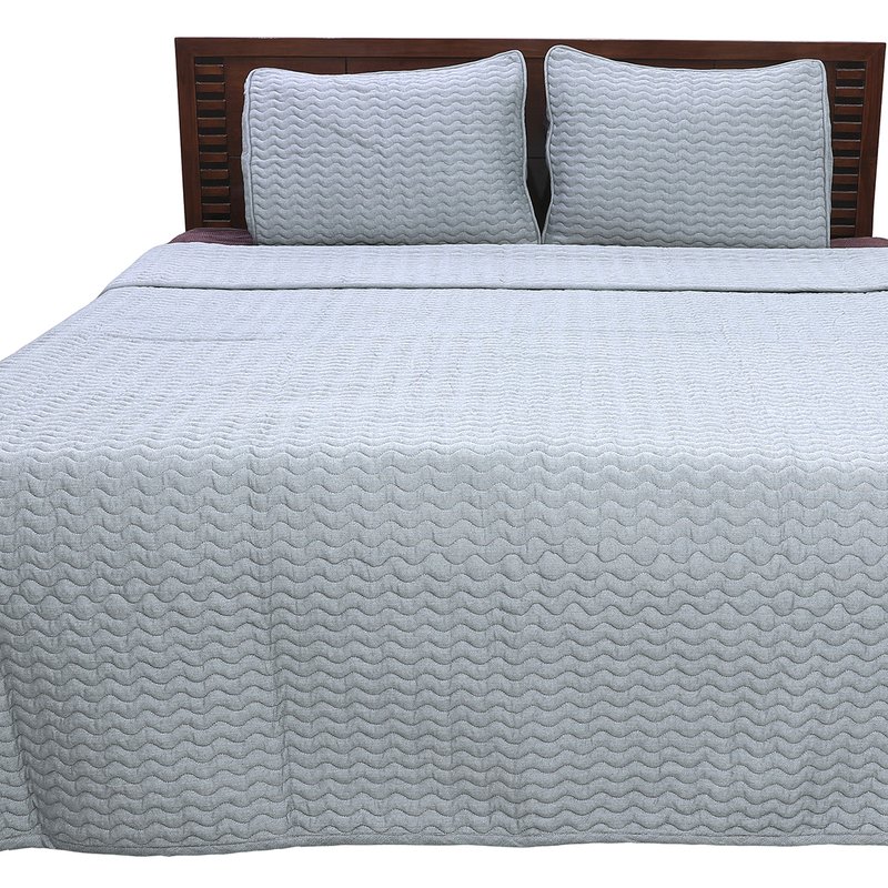 Ninety Six Herring Bone Ivory And Navy Cotton King Quilt Set In Grey