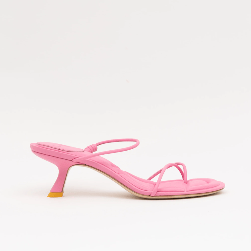 Oncept Sydney Sandal In Pink