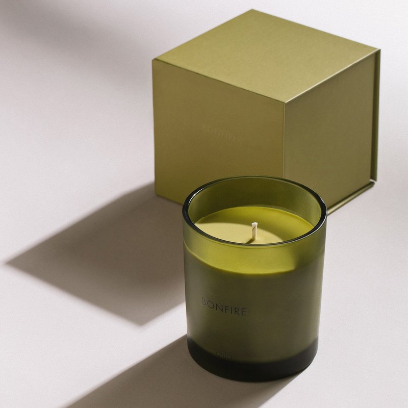 Onia Bonfire Candle In Green