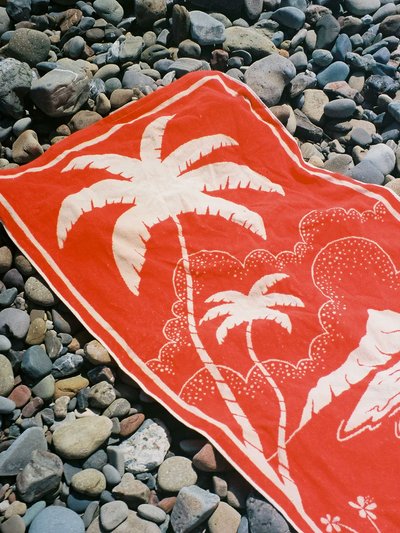 Overexposed Hanalei Palm Towel product