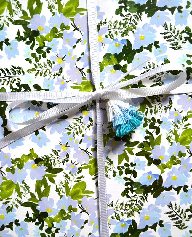 Paint&petals Blue Blooms Gift Wrap
