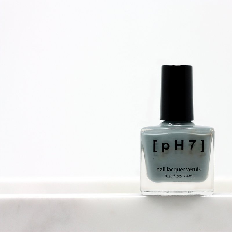 Ph7 Beauty Nail Lacquer Ph041 In Grey