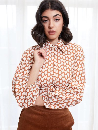 PHOEBE GRACE Emma Shirt In Beige And White Heart product