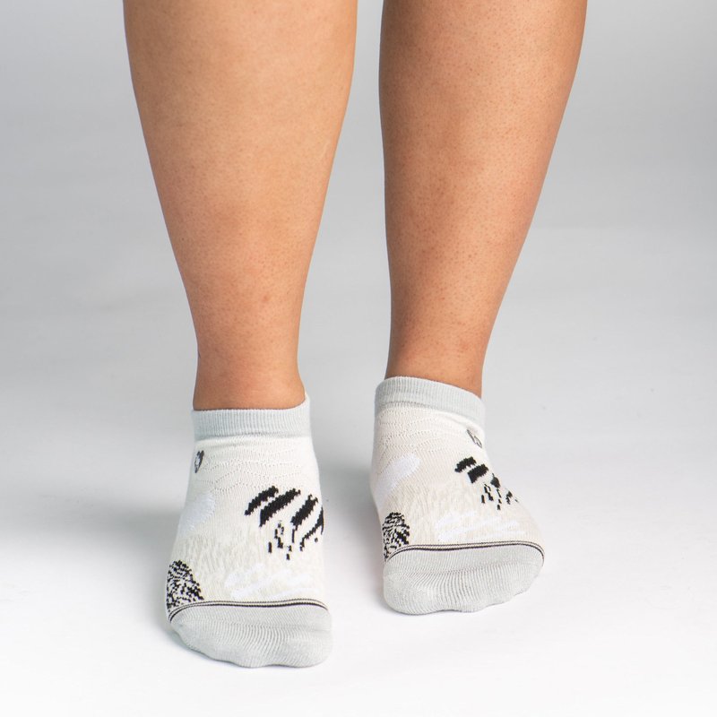 Pudus Bamboo Socks | Everyday Ankle | Wild At Heart Quiet Grey
