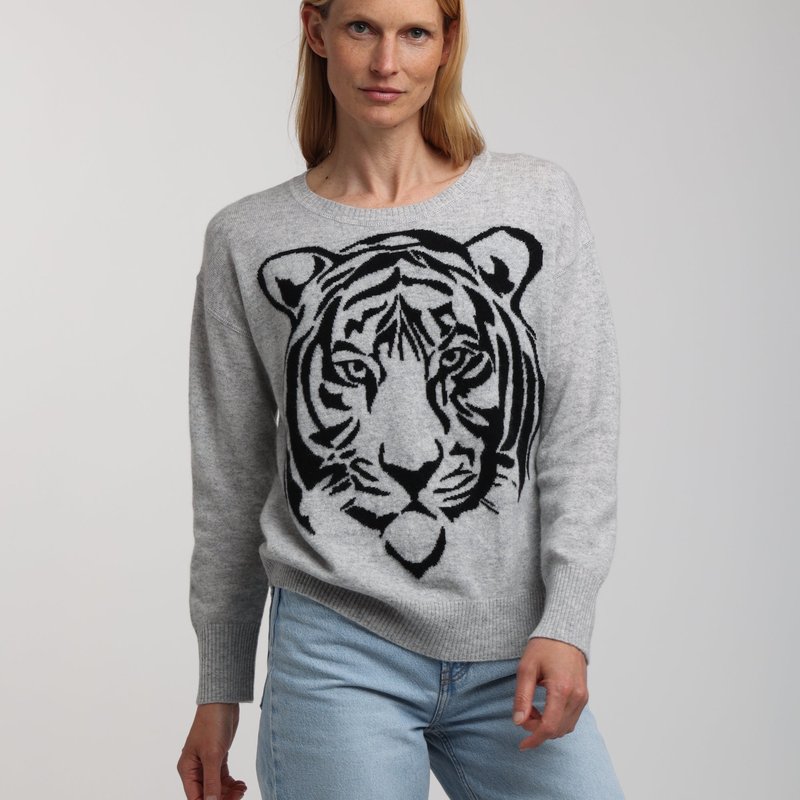 Quinn Cashmere Tiger Crew Neck Sweater In Grey