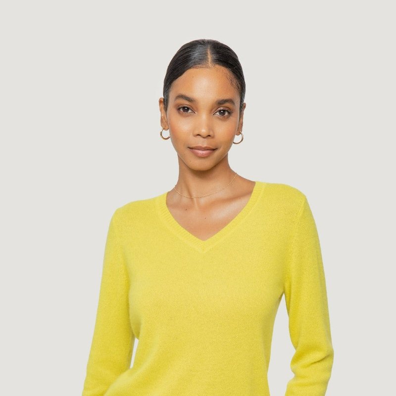 Quinn Kim Cashmere V-neck Sweater In Yellow