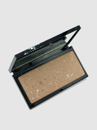 Ready To Wear Beauty Couture Finish Bronzer Deluxe Compact product