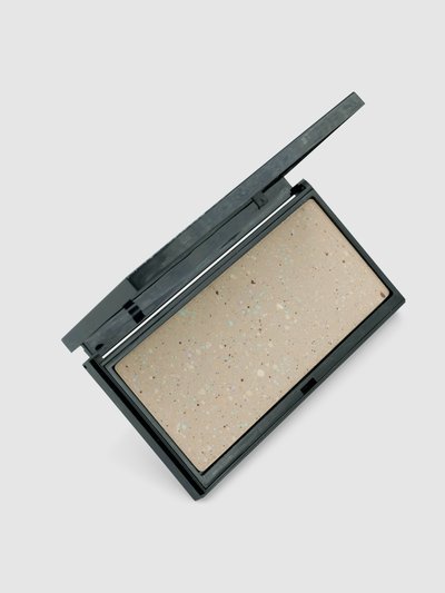 Ready To Wear Beauty Couture Finish Powder Deluxe Compact product