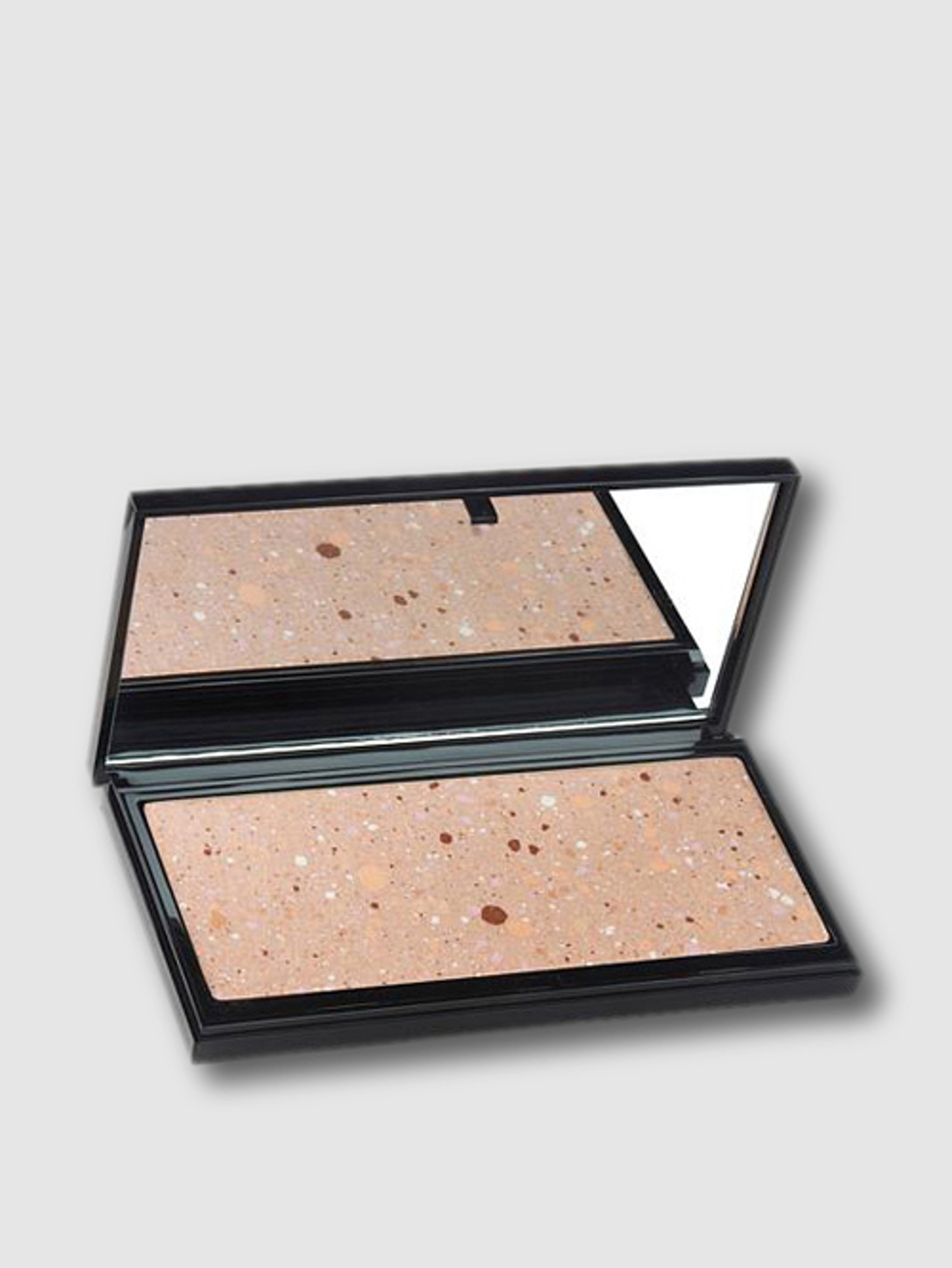 Ready To Wear Beauty Couture Finish Powder Warm Radiance Deluxe Compact