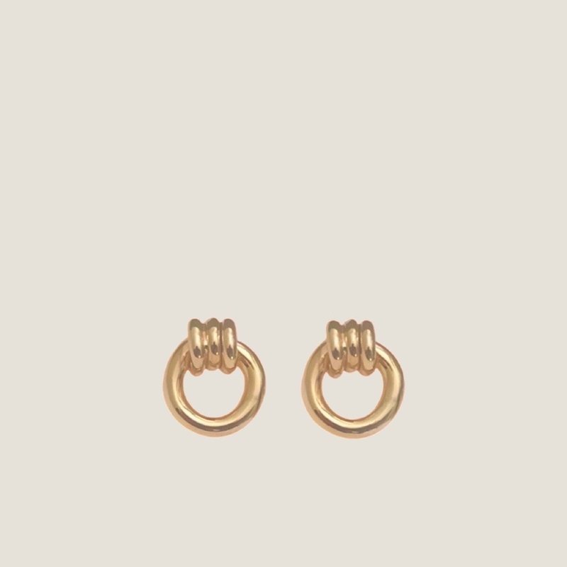 Ruddock Gusto Knotted Hoop Earrings In Gold