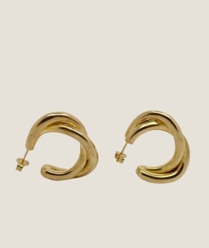 Ruddock Rita Twist Earrings In Gold