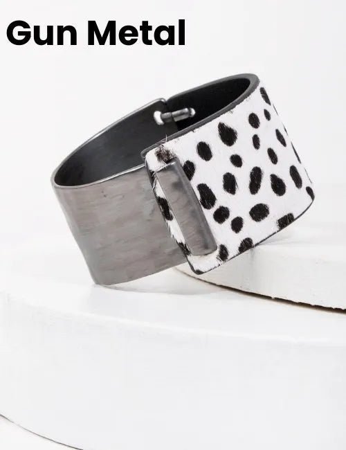 Saachi Style Aileen Bracelet In Grey