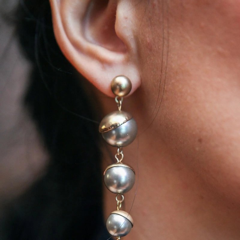 Saachi Style Half Moon Earring In Grey