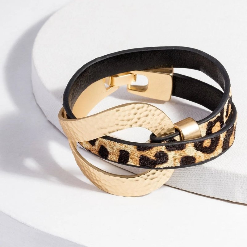 Saachi Style Wild Loop Leather Bracelet In Gold