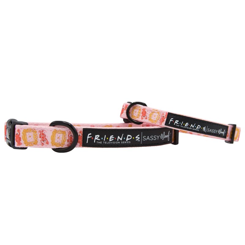 Sassy Woof Collar-friends In Pink