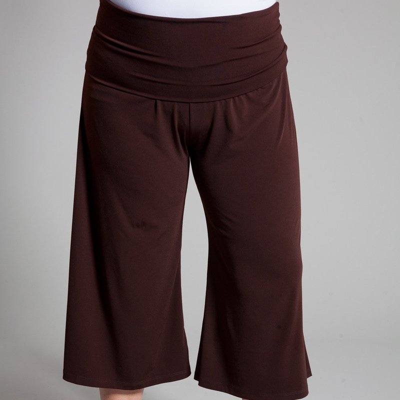 Sealed With A Kiss Essential Gaucho Pants In Brown