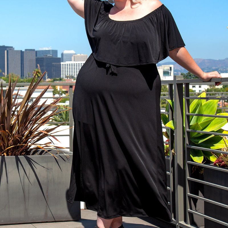 Sealed With A Kiss Morgan Maxi Dress In Black