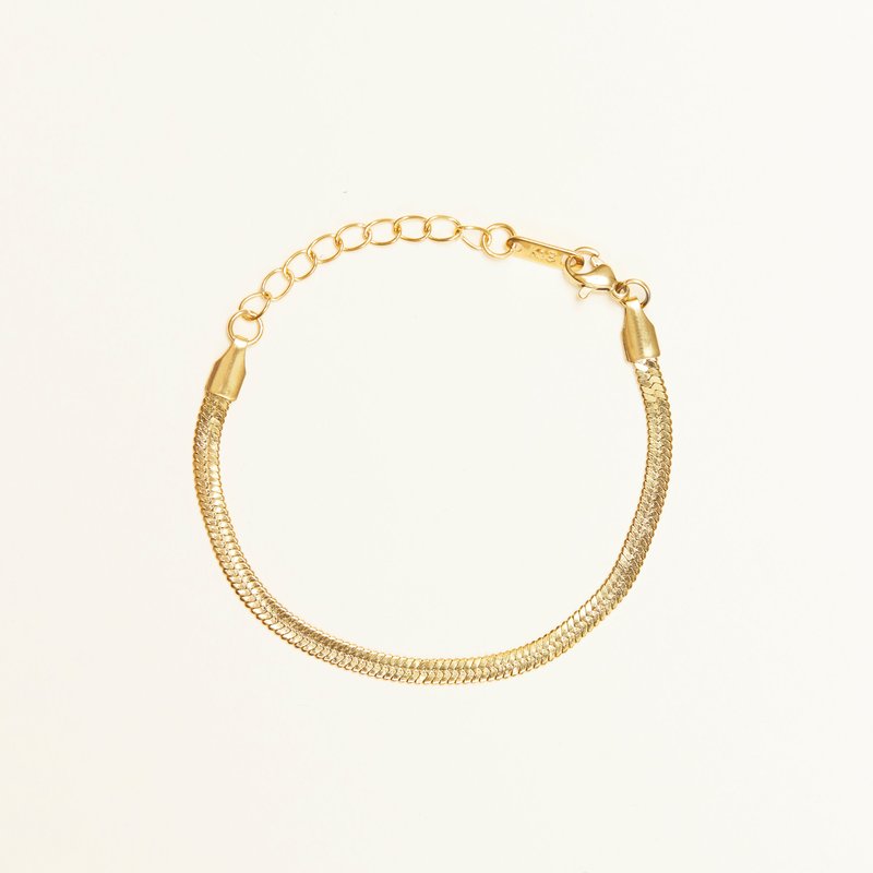 Shapes Studio Herringbone Flat Chain Bracelet In Gold