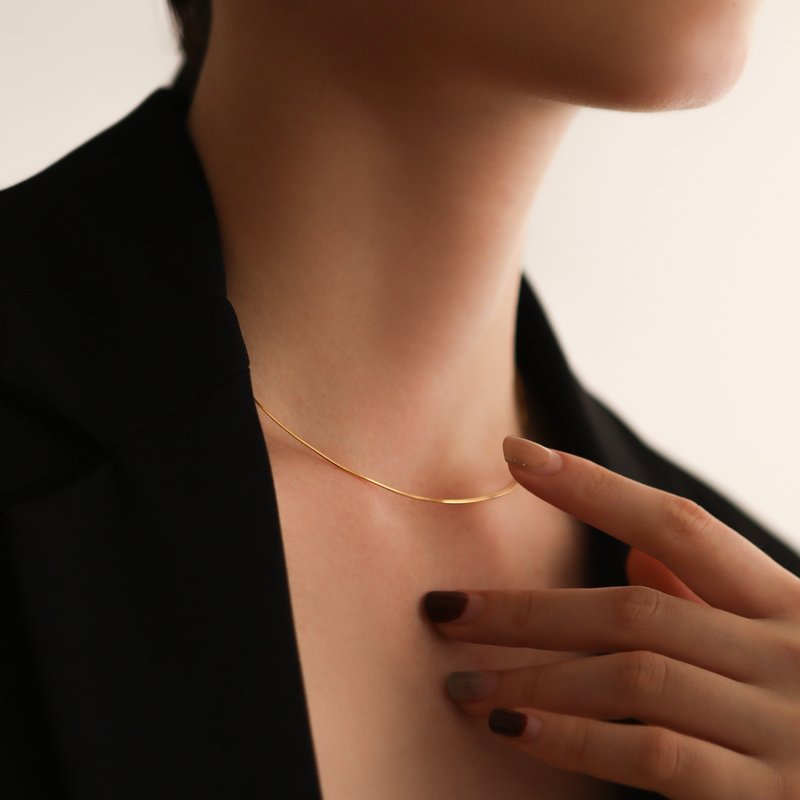 Shapes Studio Stacking Herringbone Necklace In Gold