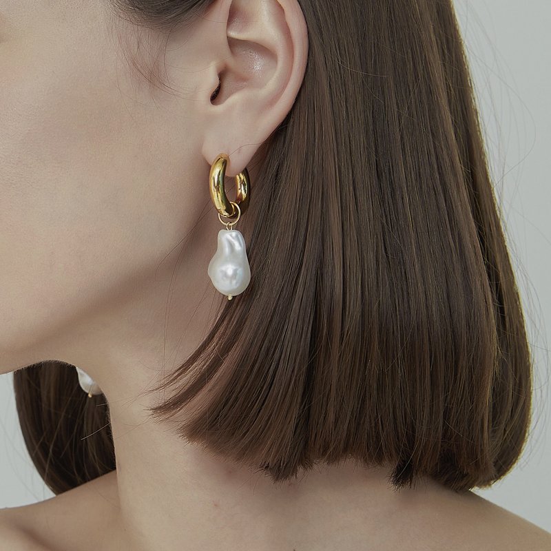 Shop Shapes Studio Victoria Pearl Drop Earrings In Gold