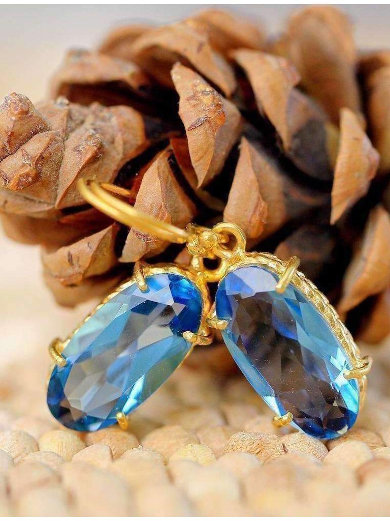 Anuja Glass Earrings - Blue