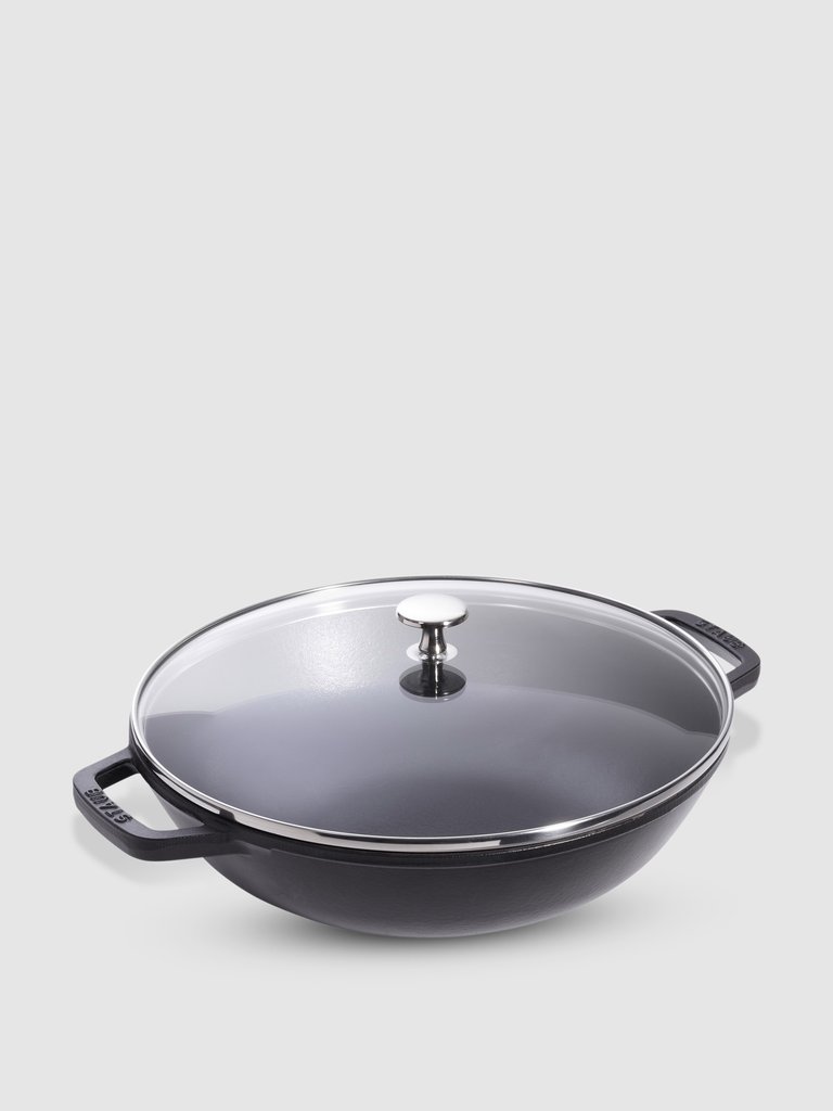 https://assets.verishop.com/staub-45-qt-perfect-pan/F40001022000001-3674776421.jpg?auto=format&cs=strip&fit=max&w=768