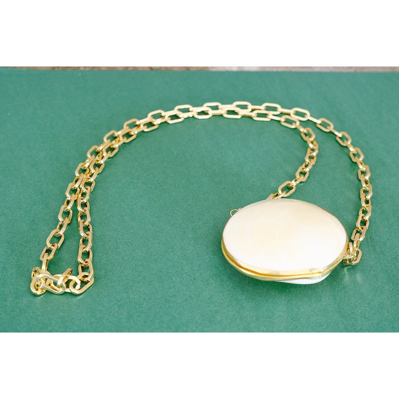 Taylor Reese Pecten Shell Trinket Purse Necklace In White