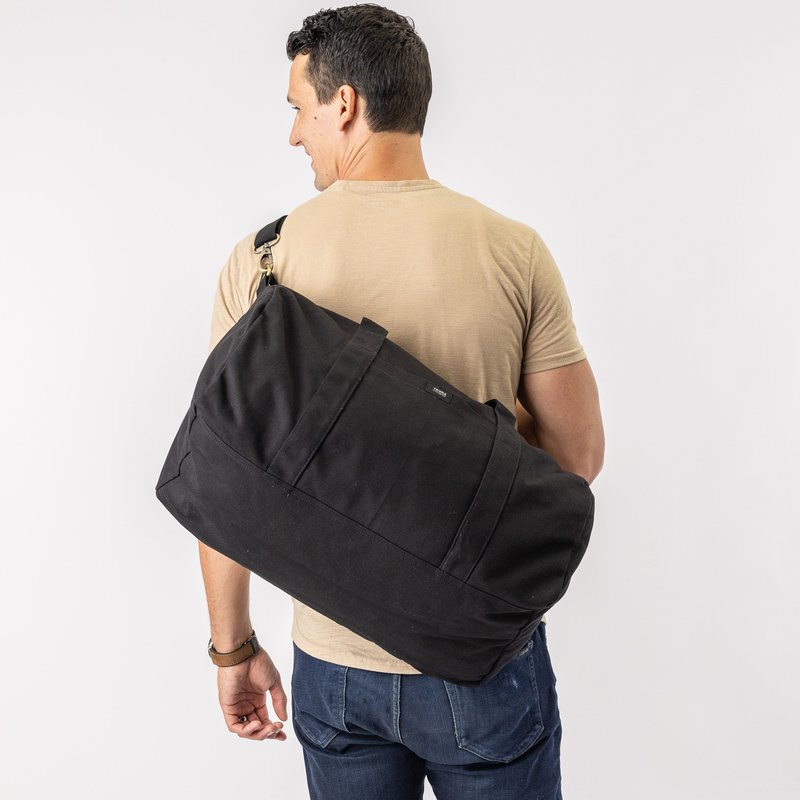 Terra Thread Bumi Eco Duffel Bag In Black