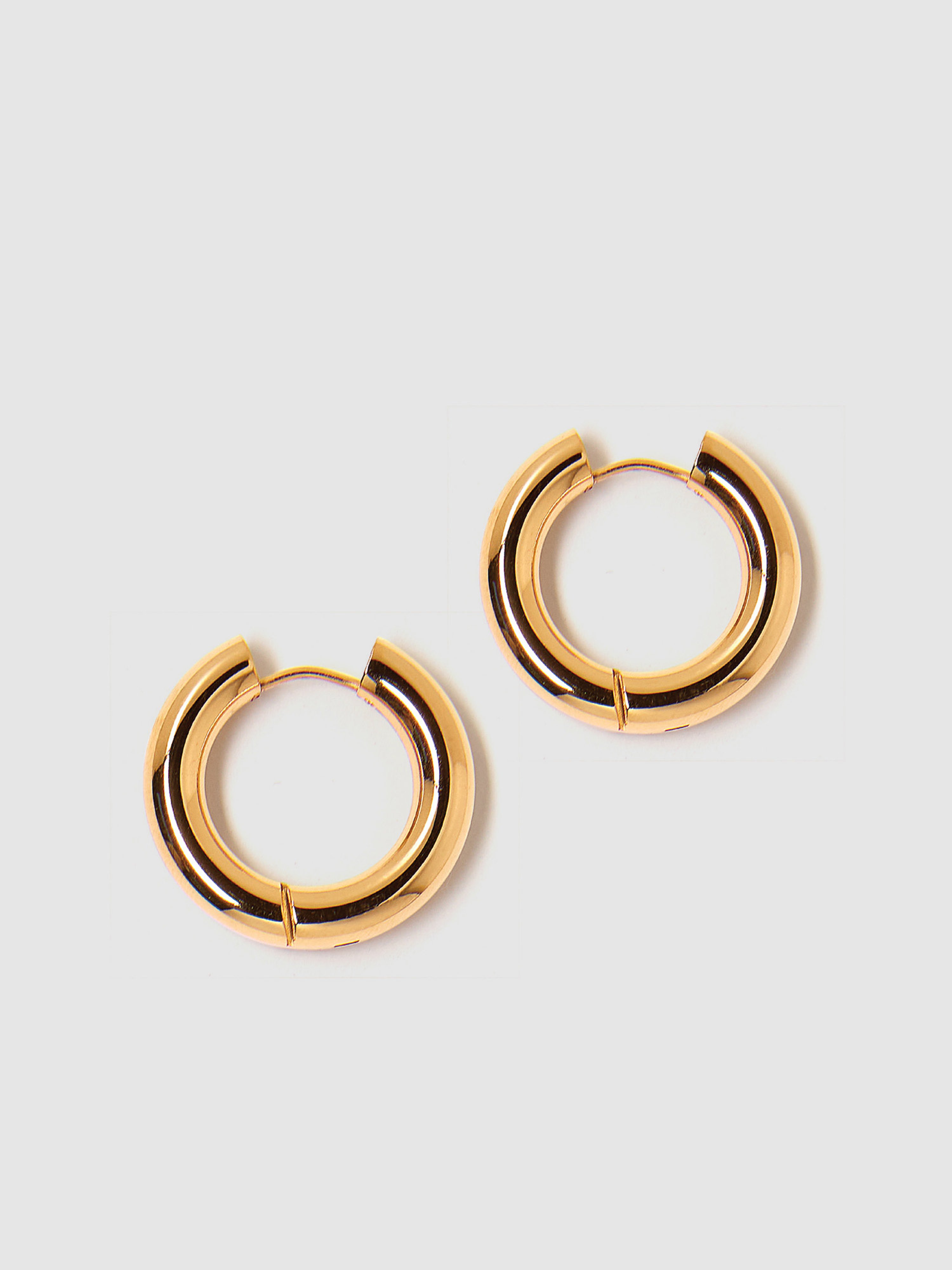 TESS + TRICIA TESS + TRICIA ESTELLE LARGE HOOP EARRING