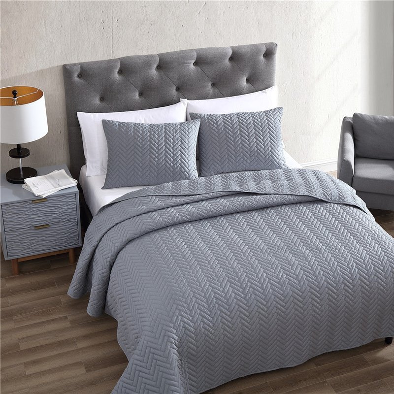 The Nesting Company Birch 3 Piece Quilt Set In Grey