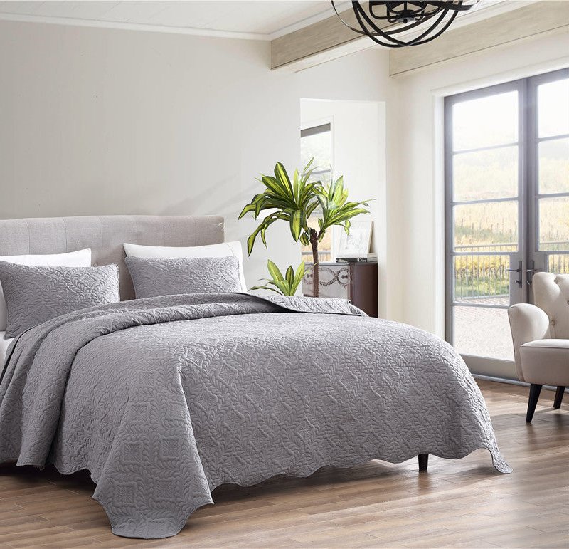 The Nesting Company Ivy 3 Piece Scalloped Bedspread Set In Grey