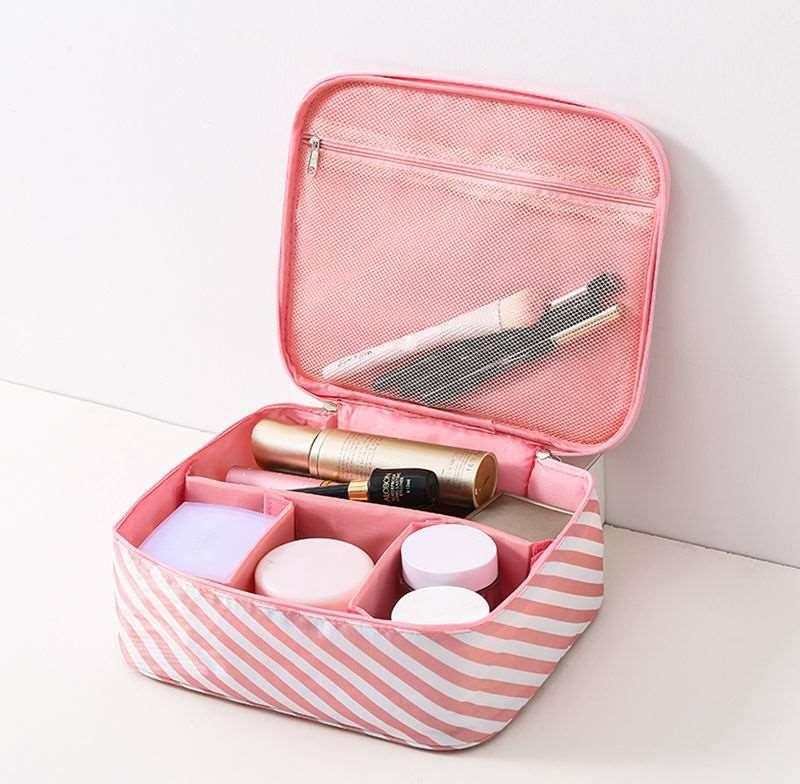 Threaded Pear Everyday Cosmetic Bag In Pink