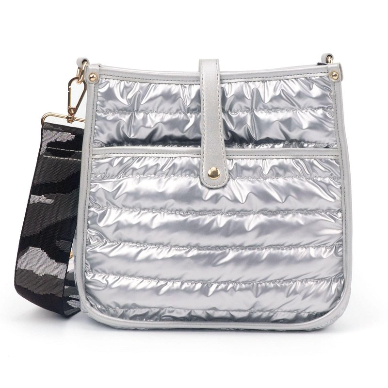 Threaded Pear Puffy Courier Bag In Grey