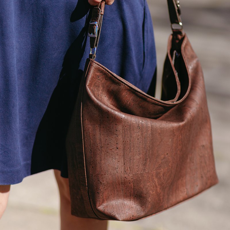 Tiradia Cork Boho Shoulder Bag In Brown