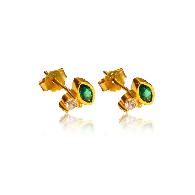 Tseatjewelry Step Stud Earrings In Gold