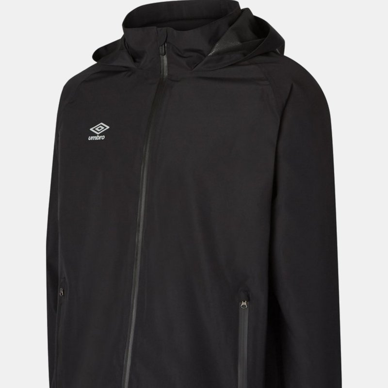 Umbro Mens Club Essential Waterproof Jacket In Black
