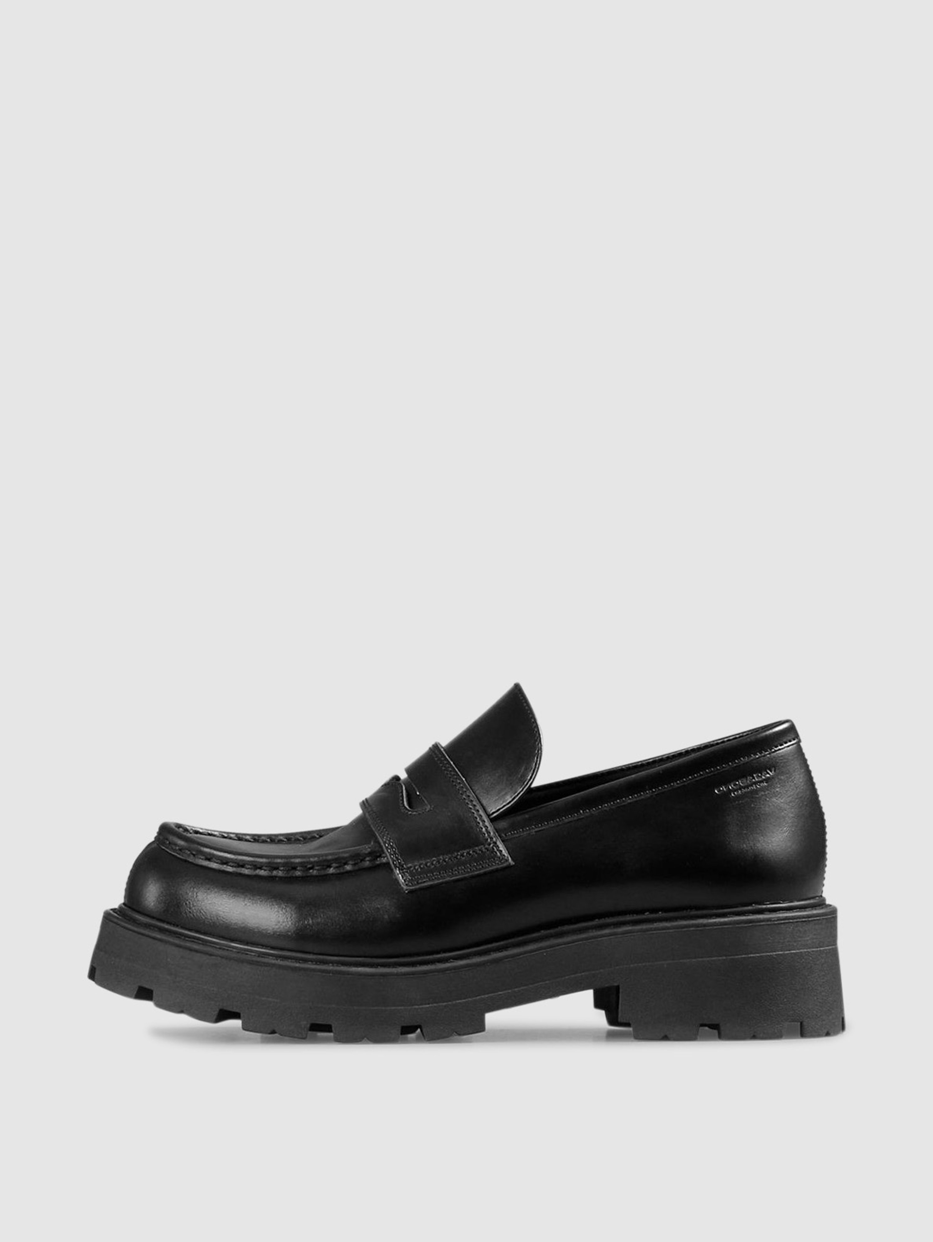 Vagabond Shoemakers Cosmo 2.0 Loafer In Black
