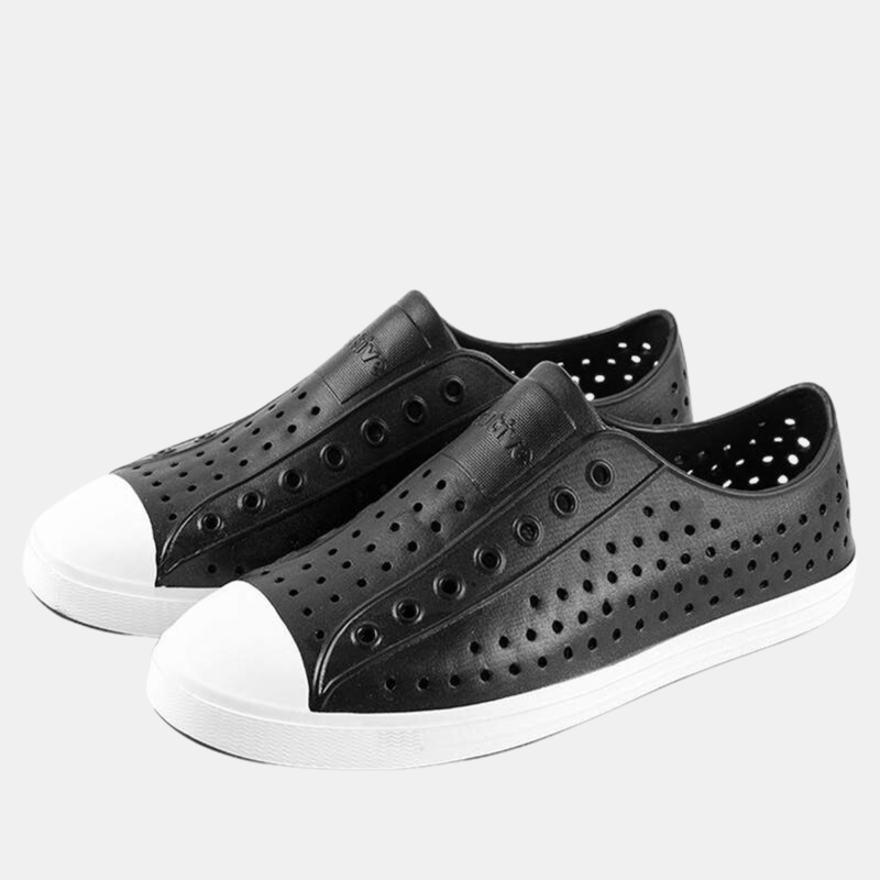 Vigor Slip On Sneaker Lightweight Breathable Sandal Outdoor And Indoor In Black
