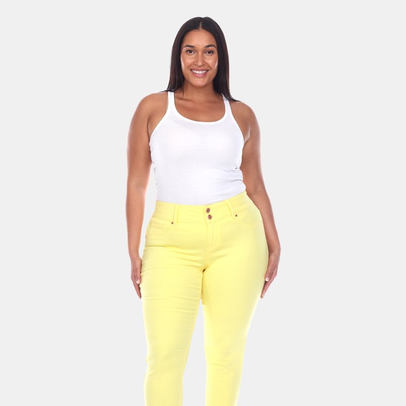 Shop White Mark Plus Size Capri Jeans In Yellow