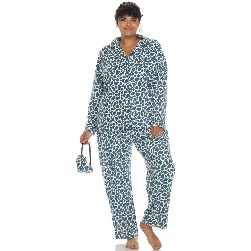 White Mark Plus Size Giraffe Print Three-piece Pajama Set In Blue