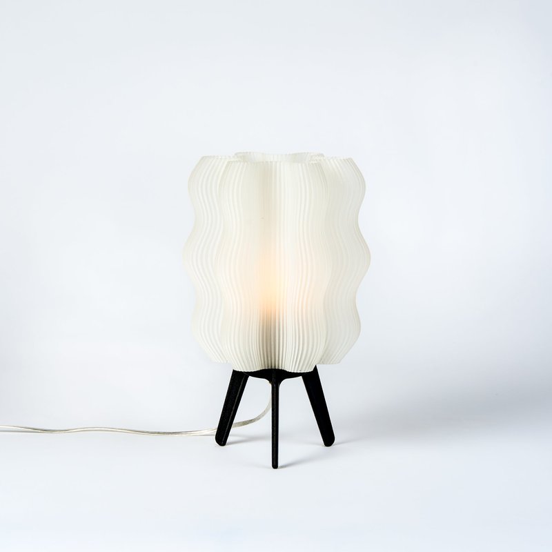 Wooj Design Wavy Lamp In Black